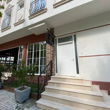 Golden Hotel 3*