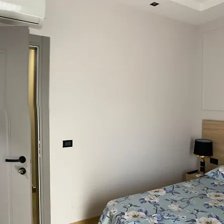 Ξενοδοχείο Golden 3*