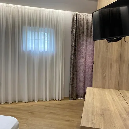 Hotel Golden